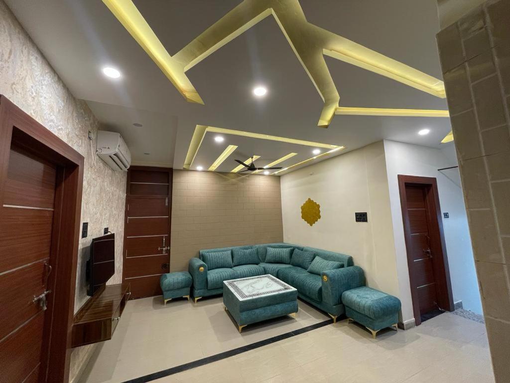 Sunrays - Unique 3Bhk In The Heart Of The City Gwalior Exterior foto